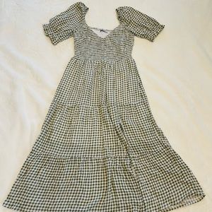 Abercrombie & Fitch Short-Sleeve Smocked Midi Dress